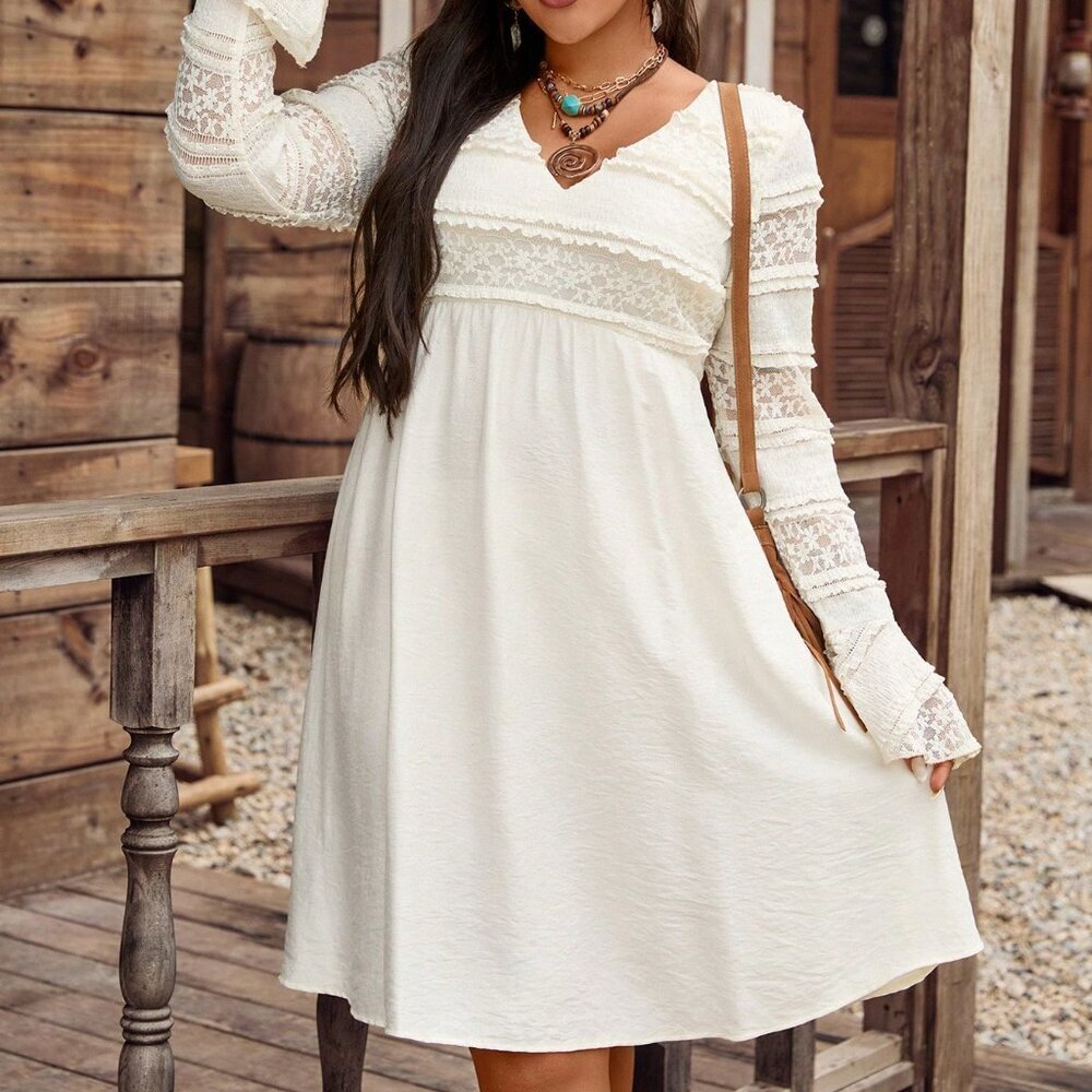Apricot Elegant Women's Plus Size V-Neck Lace Dress - Picture 3 of 6